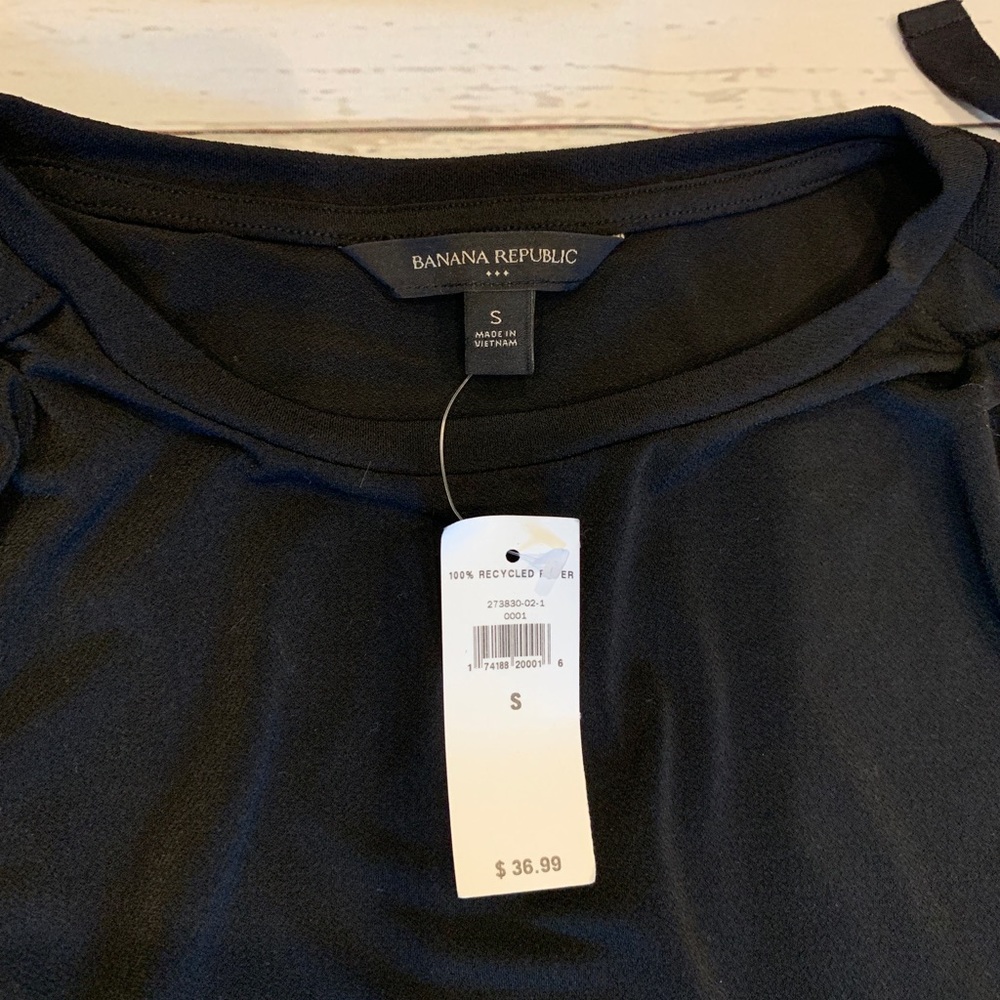 Transition sleeve top